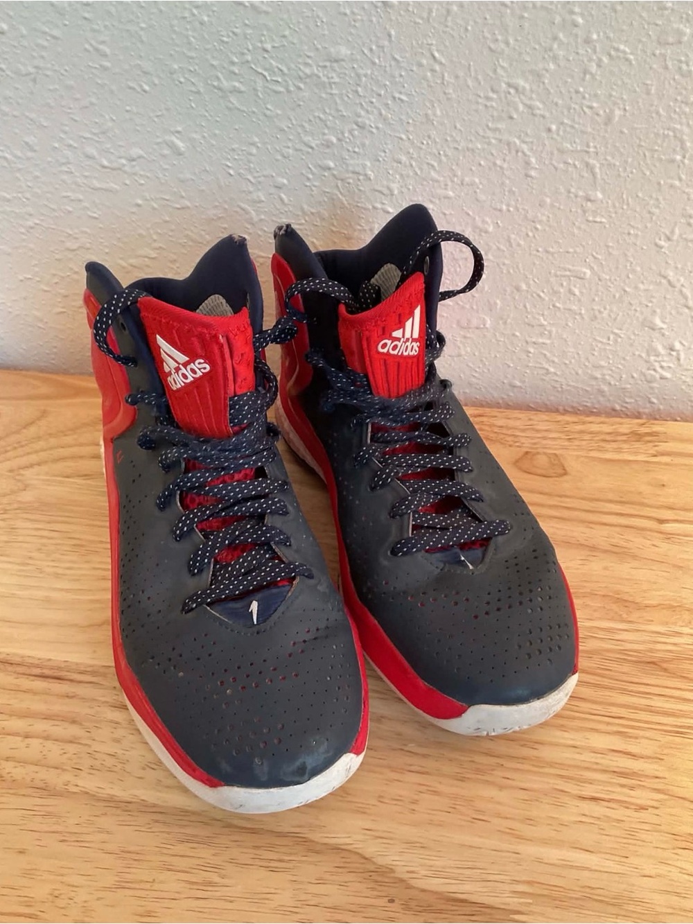 Adidas Derek Rose shoes size 7.5